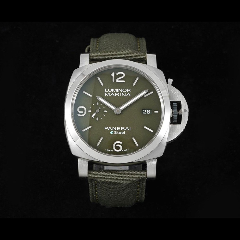 파네라이 루미노르 마린 데이트 그린 다이얼 44mm PAM01356