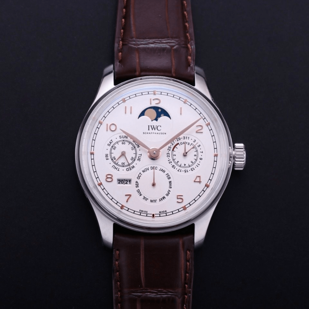 IWC 포르투기저 퍼페츄얼 문페이즈 화이트 골드 화이트 다이얼 레더 스트랩 41mm IW503307
