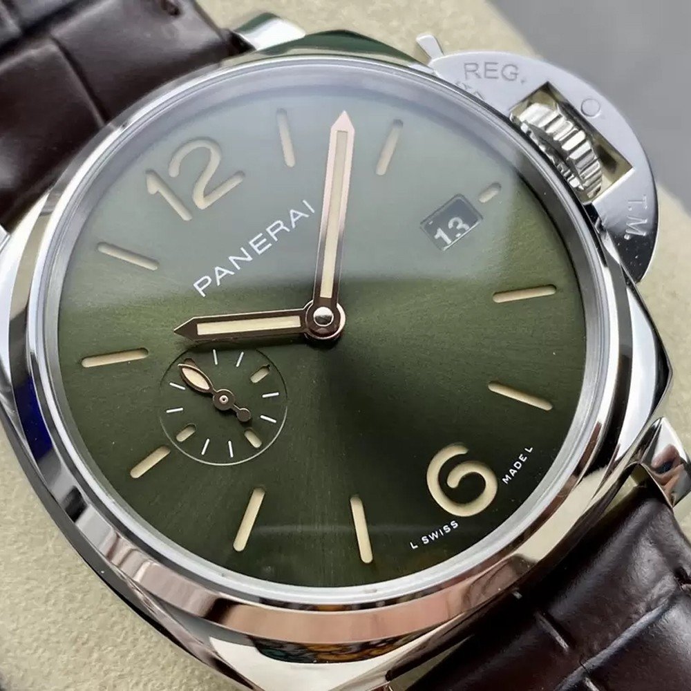 파네라이 루미노르 듀 그린 다이얼 42mm PAM01329