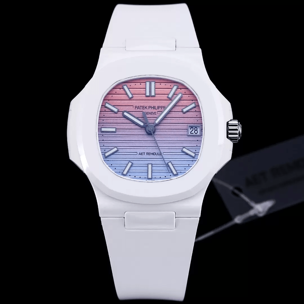 파텍필립 노틸러스 티파니 레인보우 다이얼 커스텀 화이트 세라믹 40mm 5711