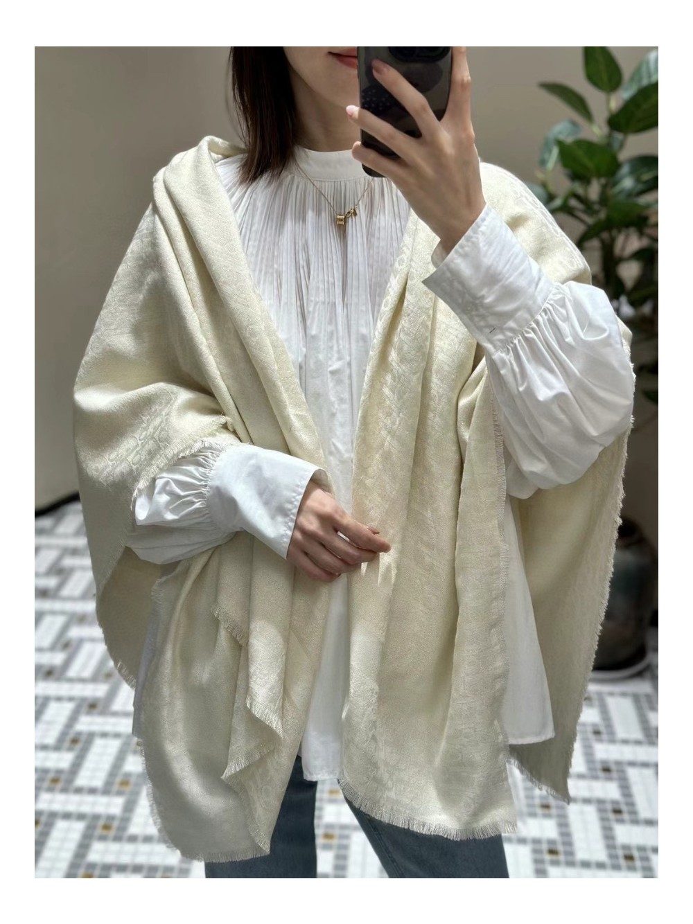 디올 머플러