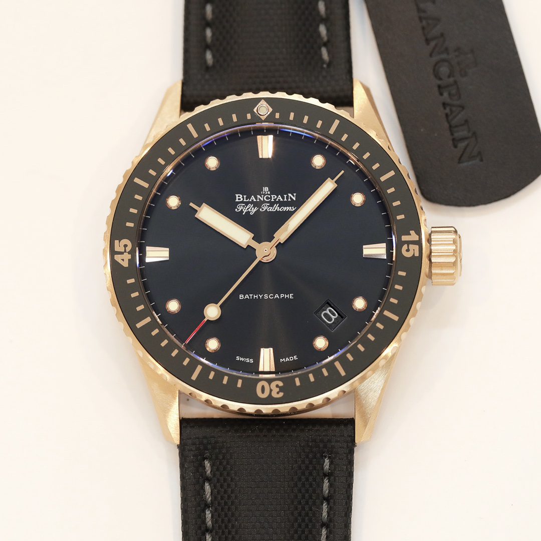 블랑팡 피프티 패덤즈 스틸 로즈골드 블랙 다이얼 43mm 5000-36S30-B52A