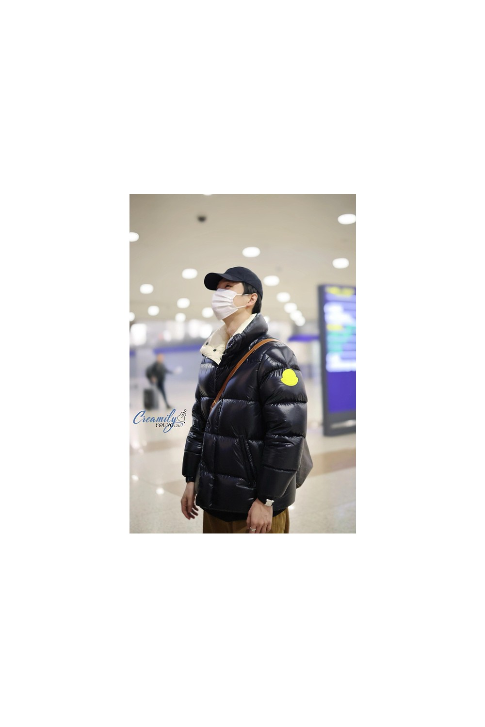 몽클레어 데보스 다운 패딩